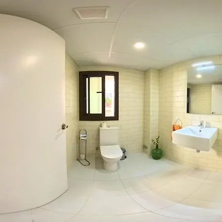 Camins Del Priorat Holiday home *